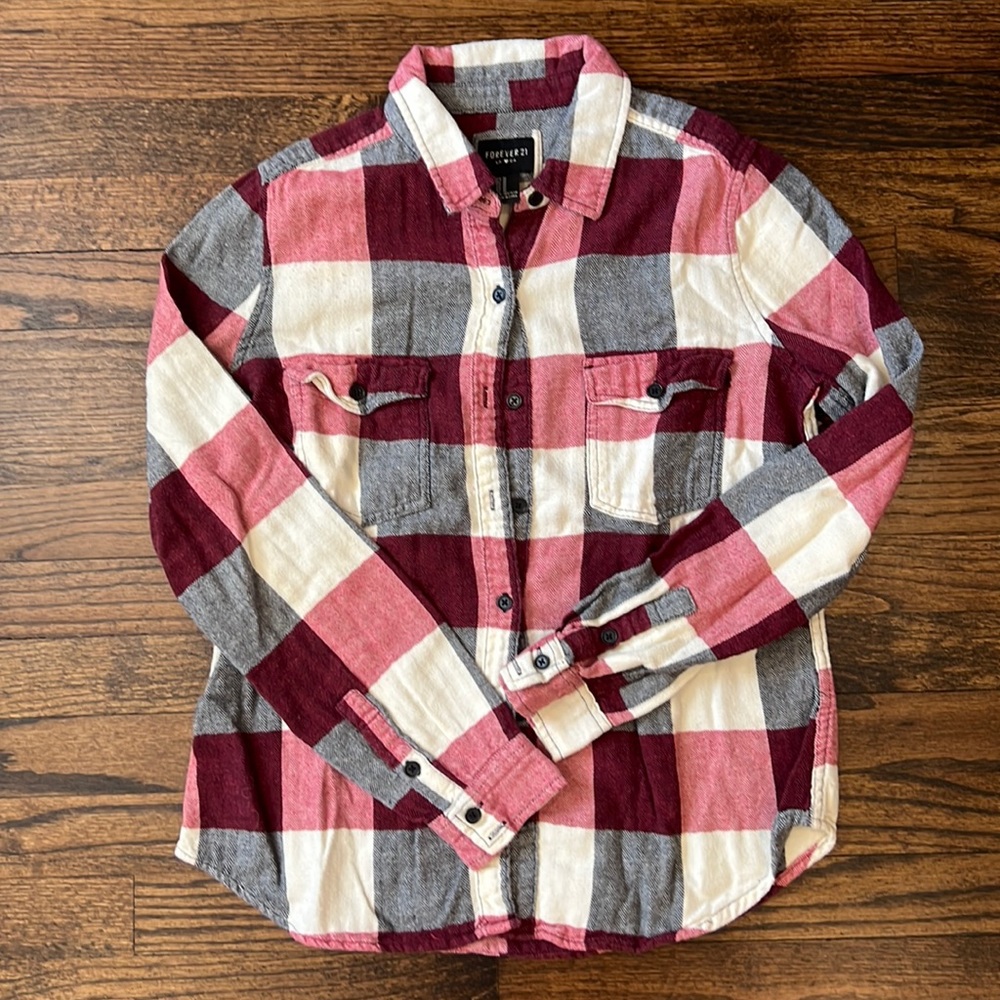 Forever 21 - plaid - ivory, maroon and black design - size med